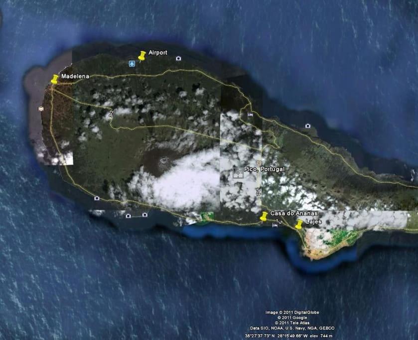 Casa Do Ananas, Cliff-top/ocean-front Villa, Pico * Lajes do Pico