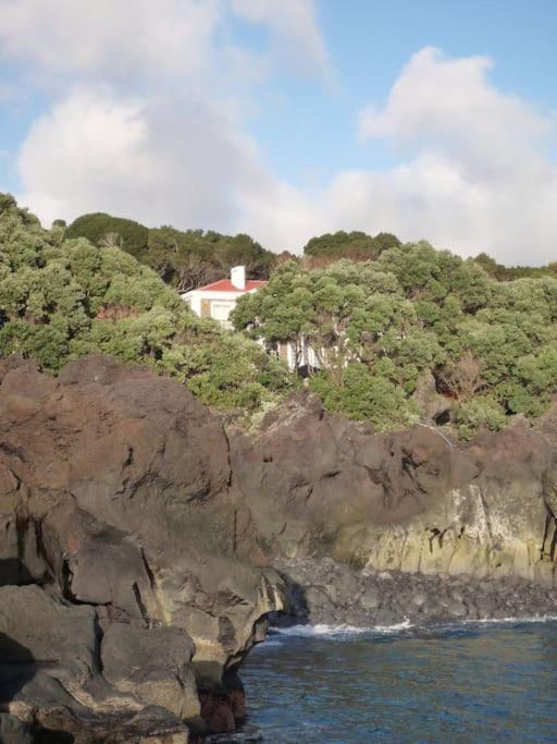 Villa Casa Do Ananas, Cliff-top/ocean-front Villa, Pico